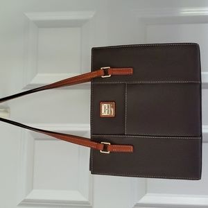 Dooney & Bourke purse
